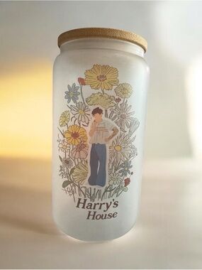 Harry’s House Frosted Glass Tumbler with Bamboo Lid 16oz
